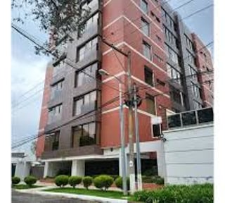 AMPLIO APARTAMENTO EN VENTA EN ZONA 15