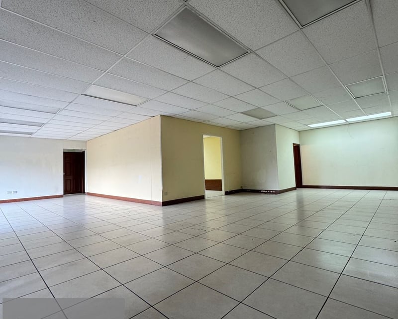 Edificio en Venta / Renta zona 4