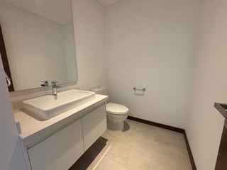 Apartamento en Alquiler / Venta Edificio Azores Zona 15, Vista Hermosa 2 - 4