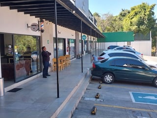 Locales  en ALQUILER en CAES KM 16-18 - 4