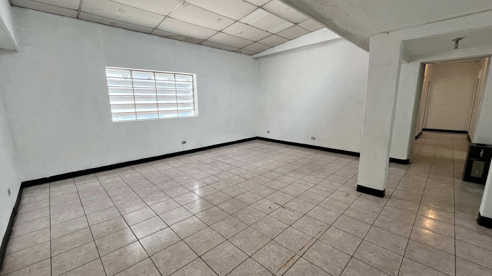 Propiedad Comercial en Alquiler | Avenida Petapa - Miniatura 5