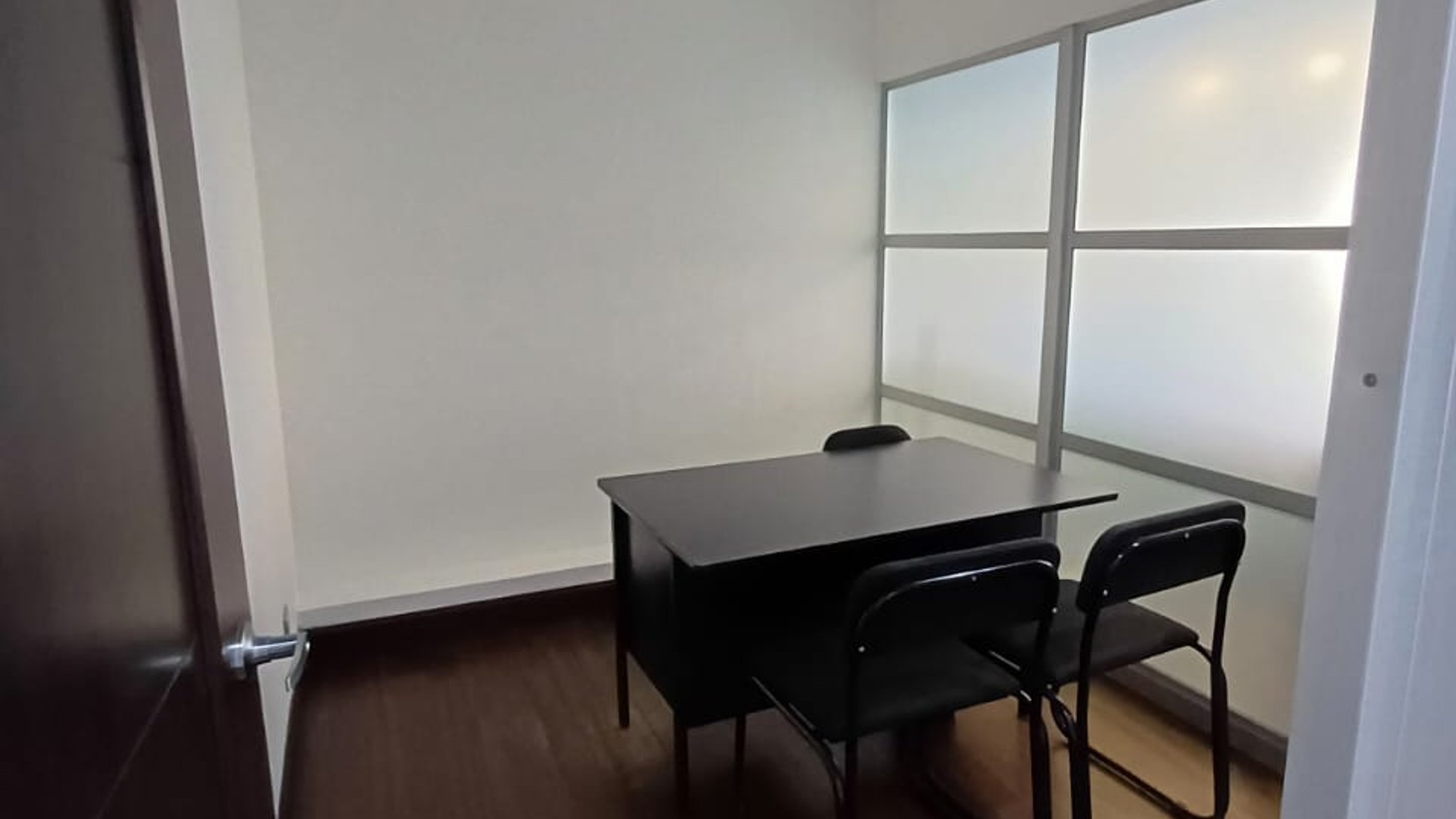 Oficina o clinica en venta, El Patio zona 4. - Miniatura 8