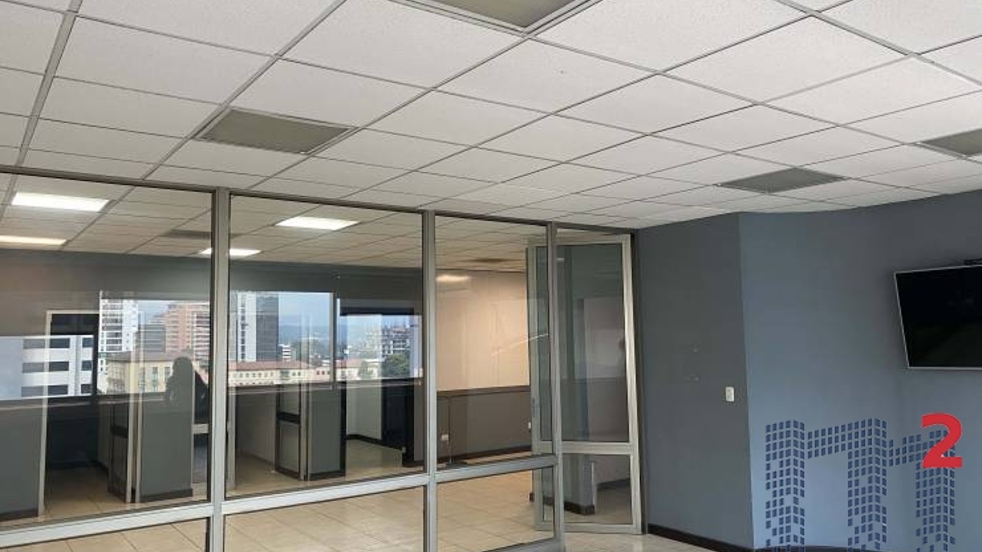Oficina en Renta, Zona 10 (R8310)