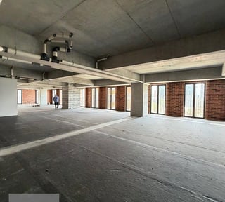 Oficinas en venta Zona 10 Guatemala con parqueos y bodegas