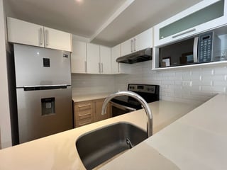 *Alquiler apartamento 2 Dormitorios | Edificio Cityhaus Zona 10* - 2