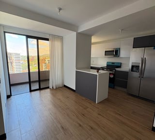 Apartamento nivel alto de 2 habitaciones en renta Alena zona 15 VHII