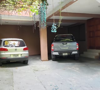 Casa en venta, en Zona 16