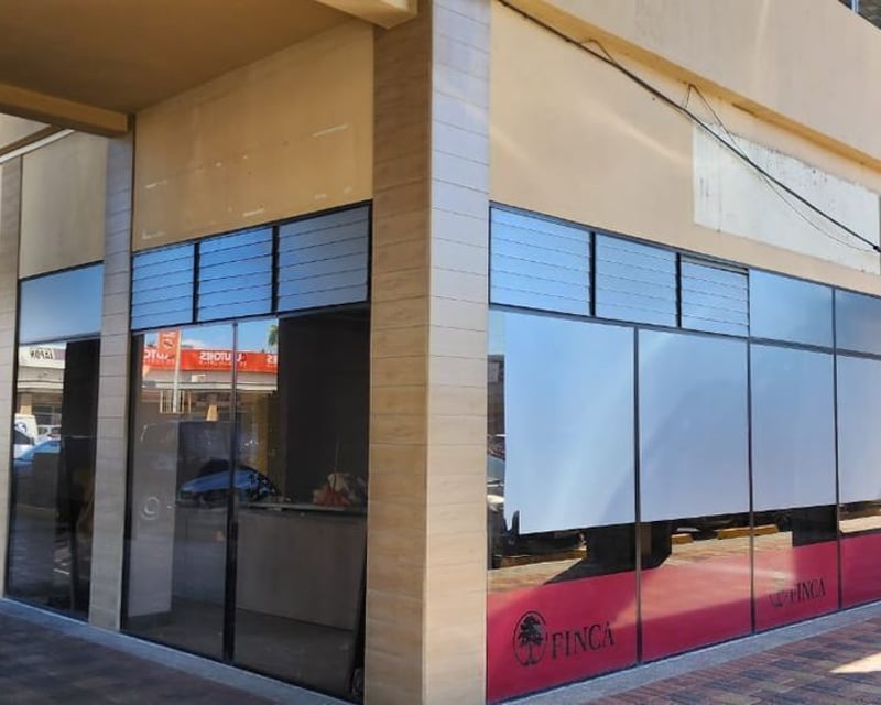 LOCALES COMERCIALES  VILLA NUEVA