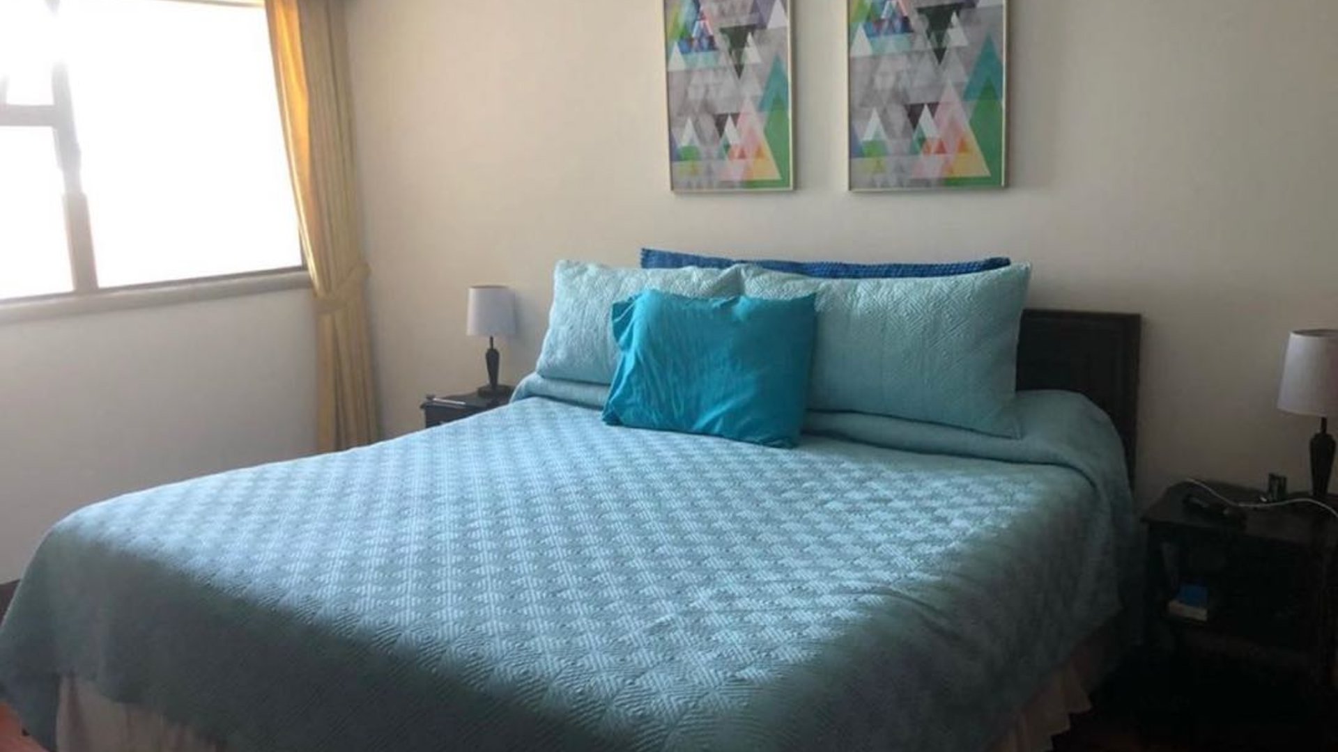 Venta de exclusivo Penthouse en Edificio Bellagio Zona 14 - Miniatura 8