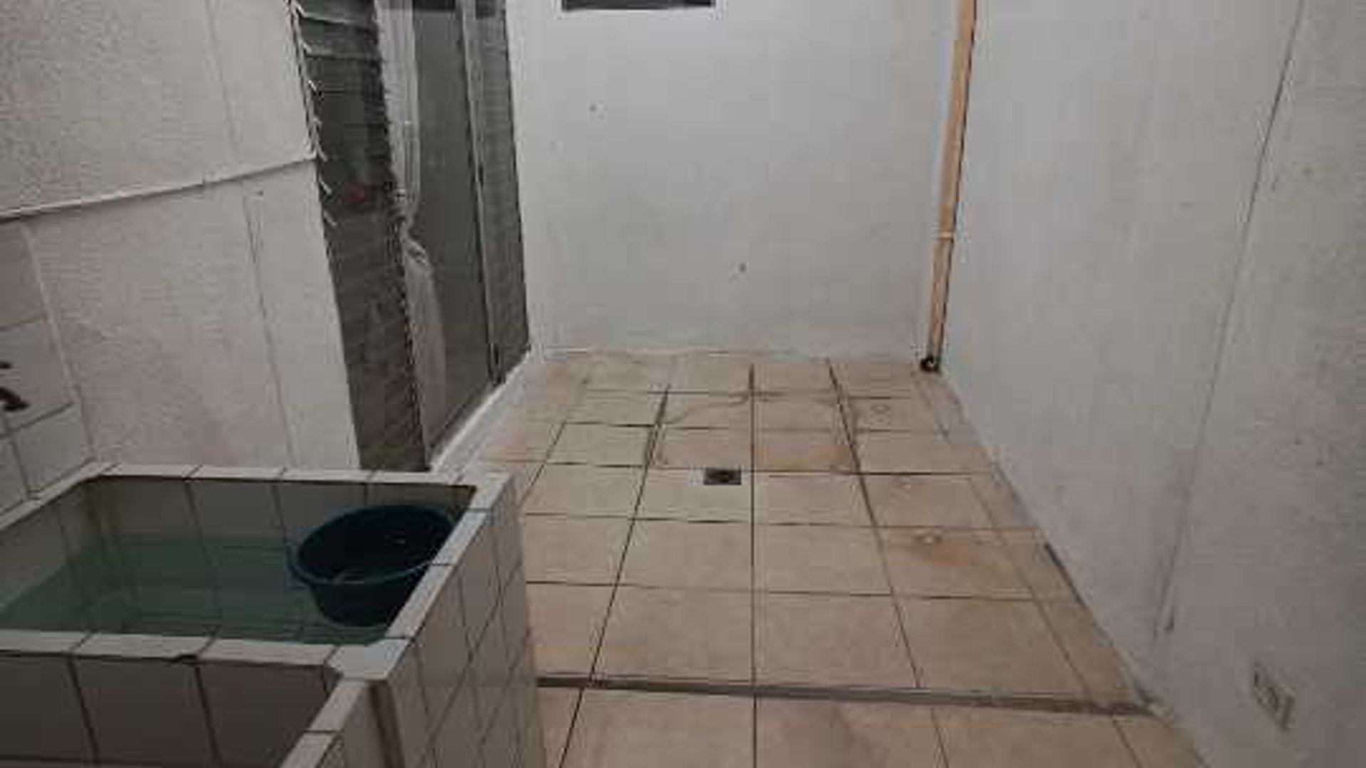 Vendo apartamento Boulevard Sur, San Cristóbal, zona 8 de Mixco - Miniatura 4