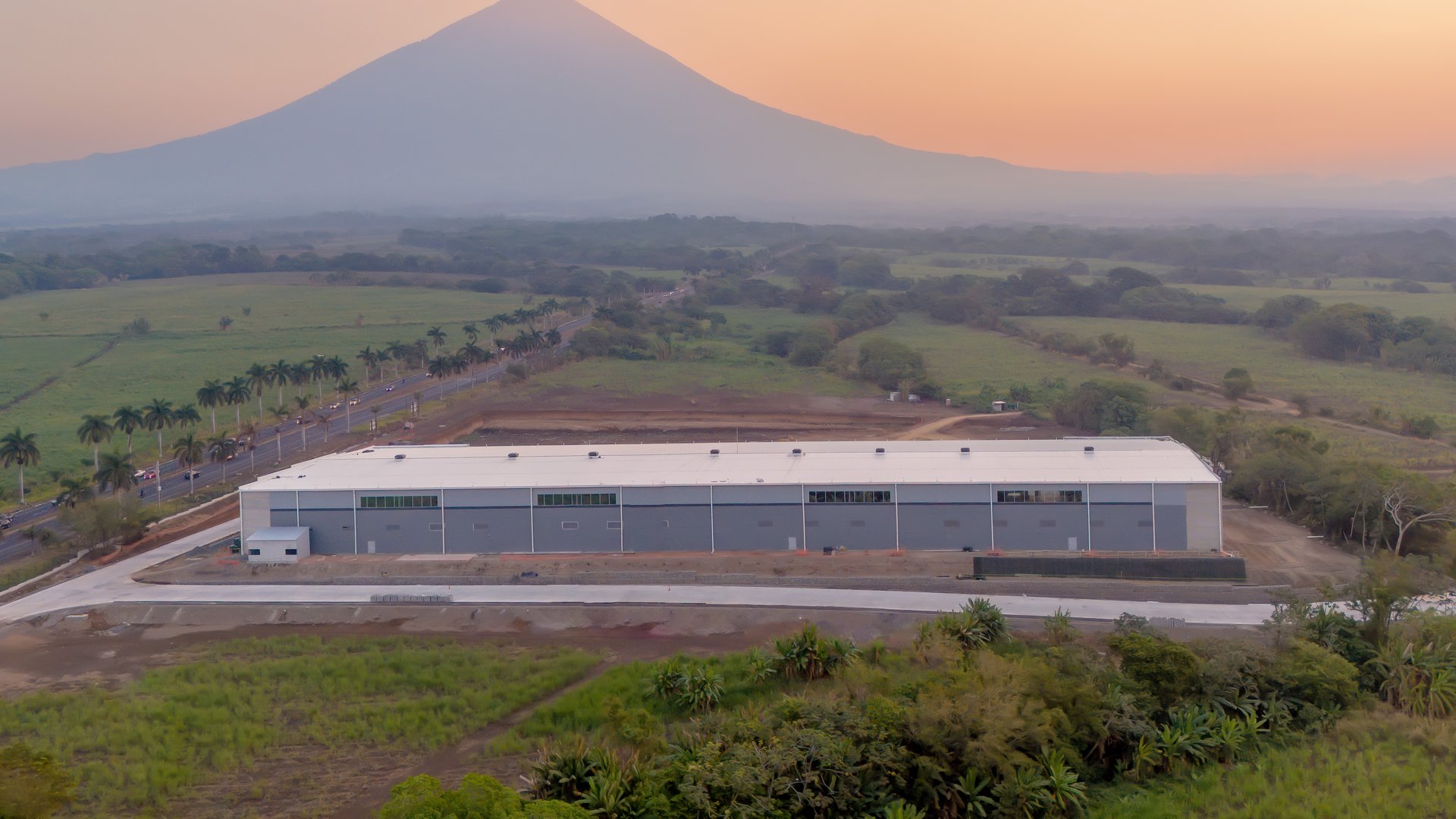 En renta Nave Industrial Km. 55 Carretera Escuintla