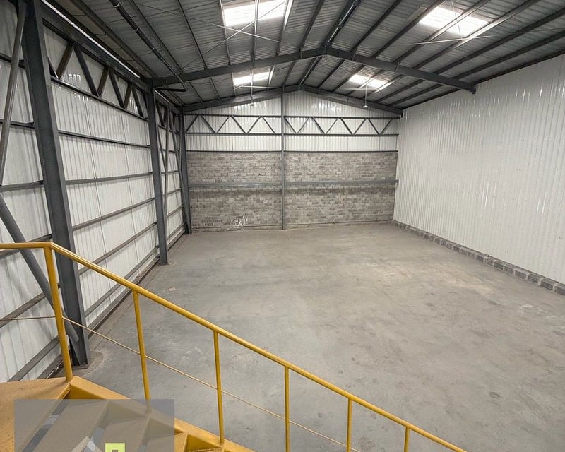 BODEGA EN RENTA / VENTA VILLA CANALES - Miniatura 4