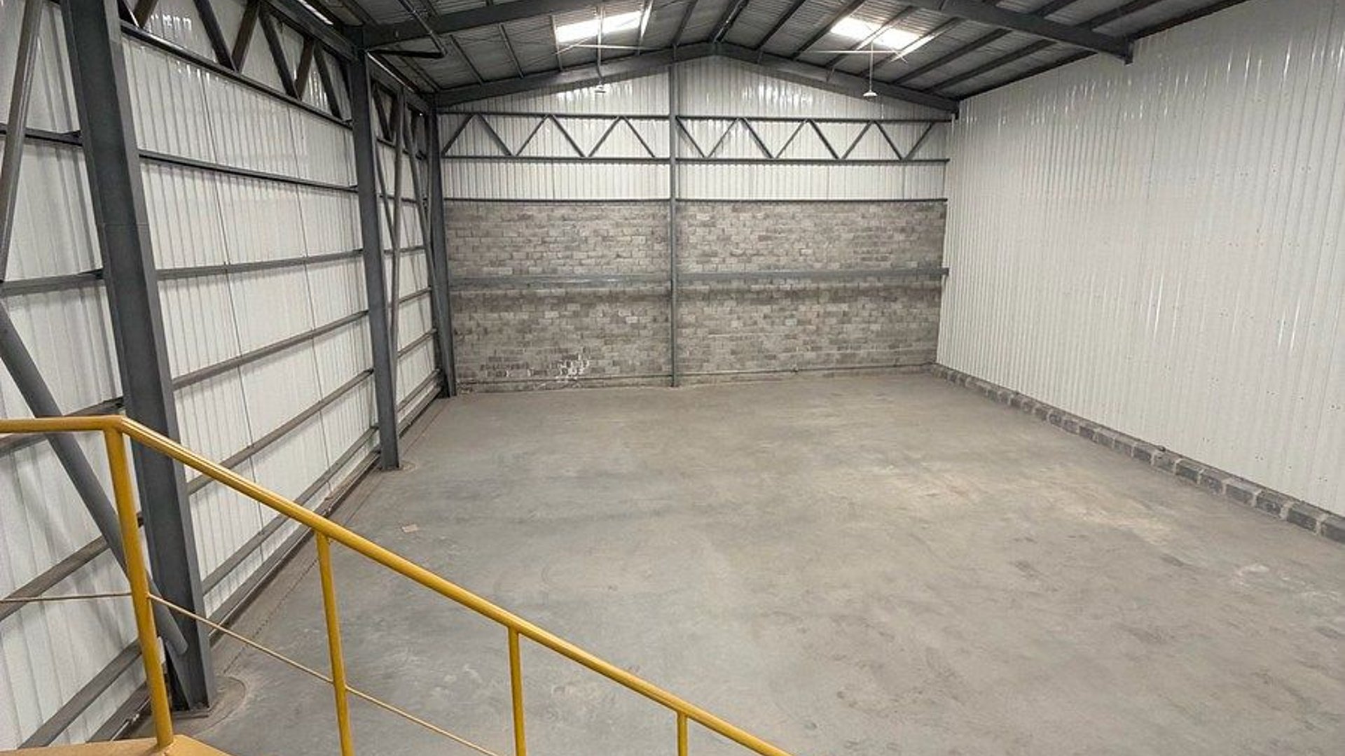 BODEGA EN RENTA / VENTA VILLA CANALES - Miniatura 4
