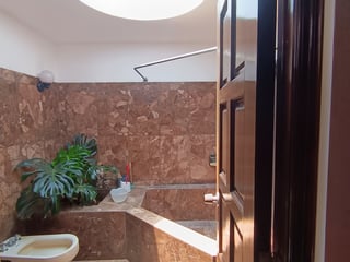 Amplia casa en venta en El Zapote zona 2 - 3