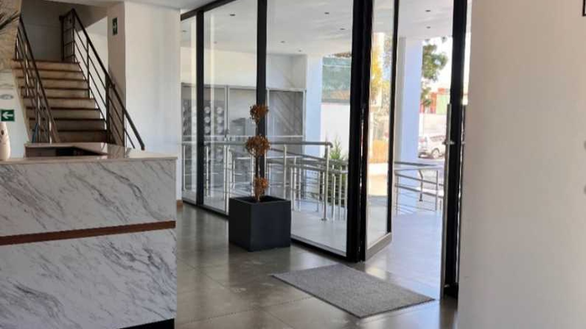 Venta moderno apartamento 2 habitaciones zona 14 AOKI - Miniatura 2