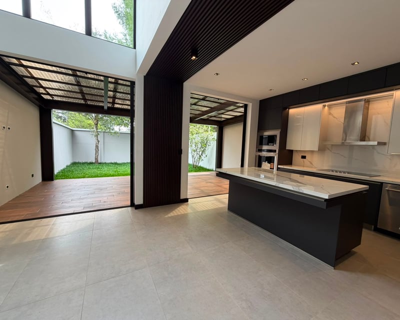 Casa con habitacion de servicio - 3 habitciones en KM 18 CAES Ref-5897