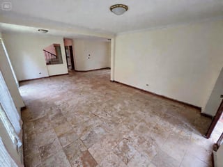 Renta de casa de 4 habitaciones en Santiago de Compostela Ref-5780 - 4