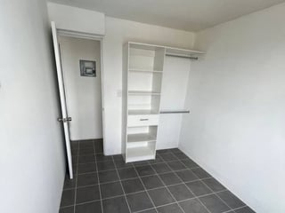 Apartamento en Renta Edificio Berlindo Zona 1 de Mixco - Image 3