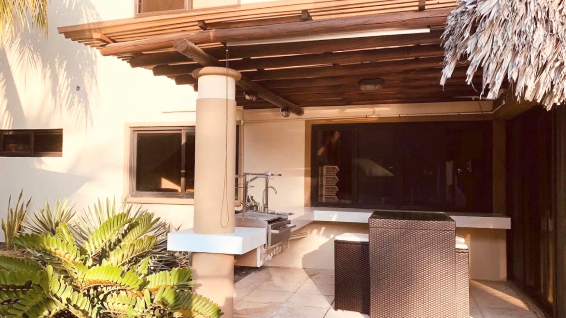 VENTA DE LINDA CASA DE PLAYA DENTRO DE CONDOMINIO - MONTERRICO  - Miniatura 17