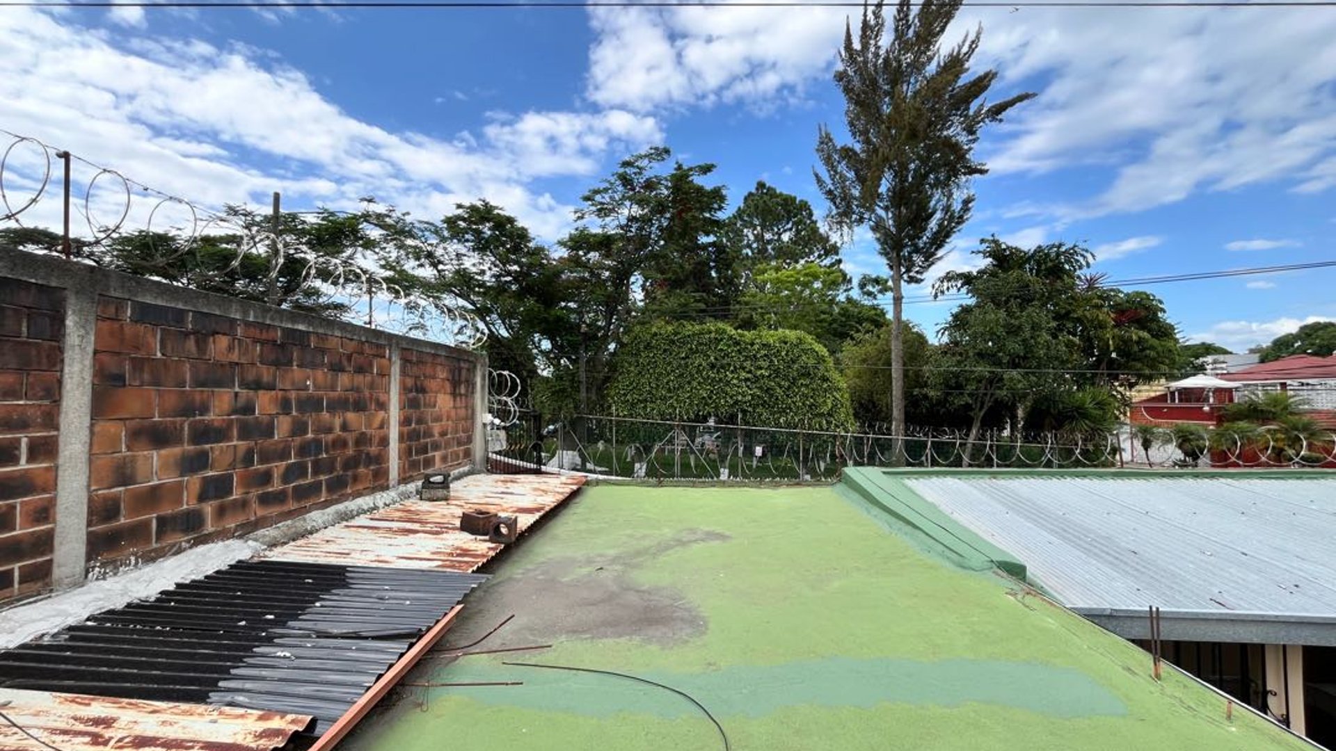 Casa en Venta, Loma Linda, Zona 11 - Miniatura 11