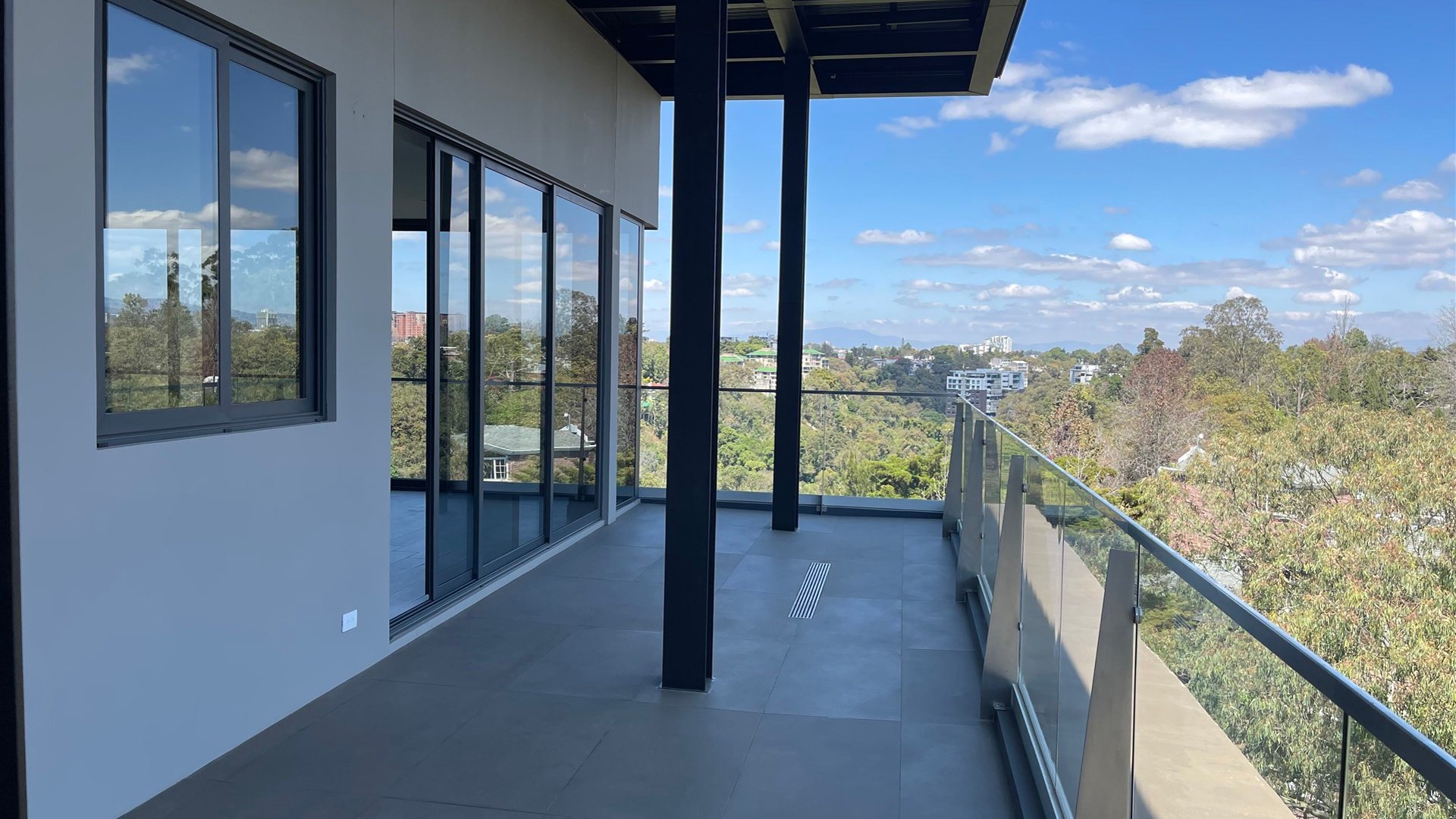 Penthouse Exclusivo en Zona 15, Ciudad de Guatemala - Vista Inigualable - Miniatura 9