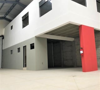 Ofibodega en Renta en Complejo Industrial de XELA