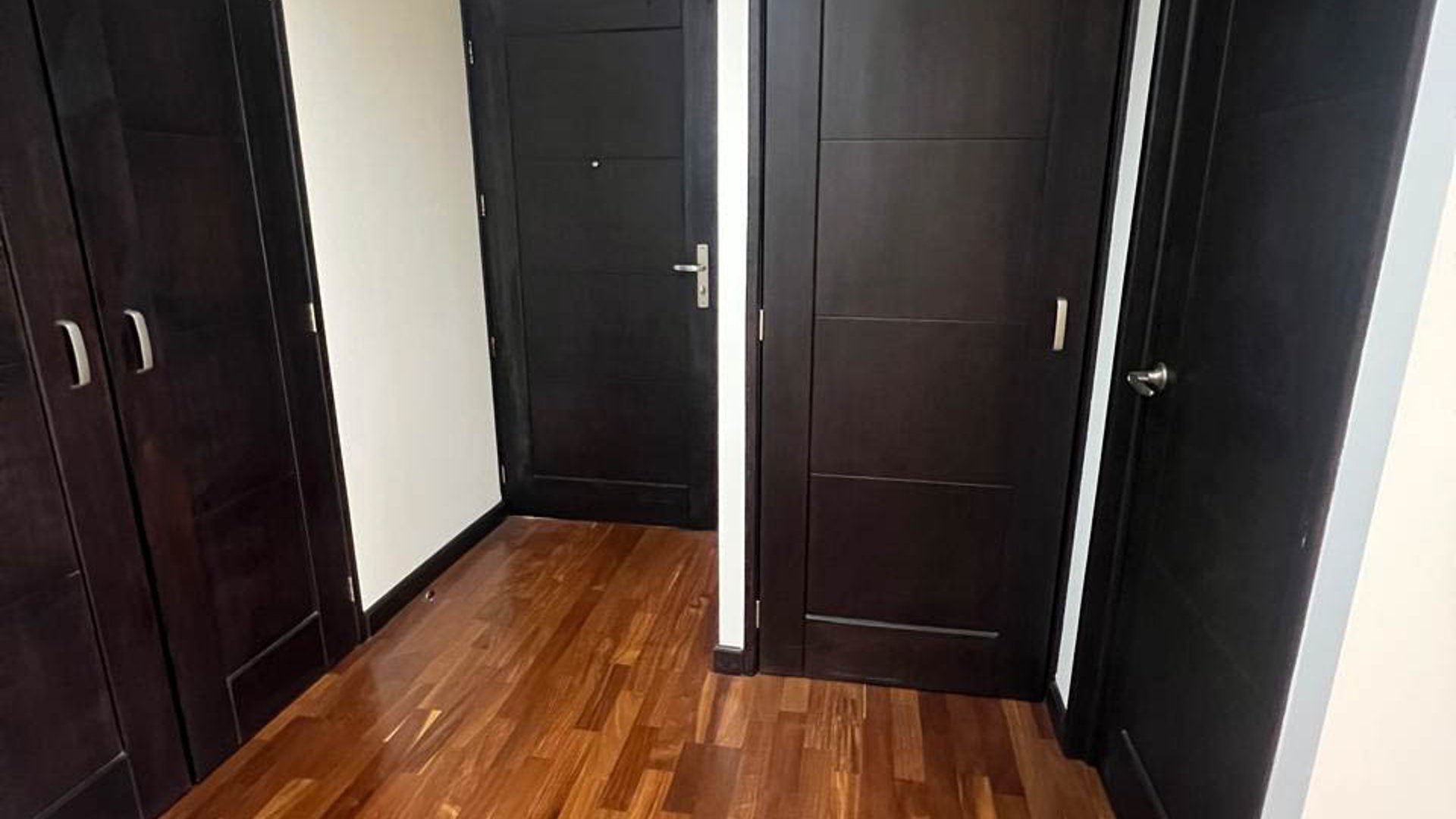 APARTAMENTO EN RENTA ZONA 10 - Miniatura 3