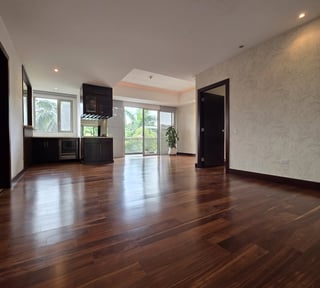 En Alquiler Apartamento en Tiffany Zona 14