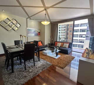 En Venta y Renta Apartamento en Edificio de Zona 14