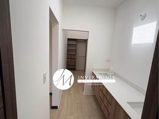 Espectacular Casa en Venta en carretera a el salvador - 3 Habitaciones - 5