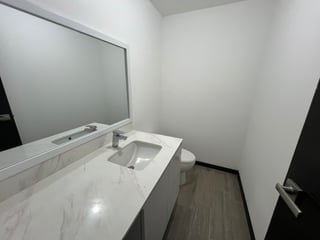 Modern 3-Bedroom Apartment in Zona 14, Guatemala City - USD $282,000 - 5
