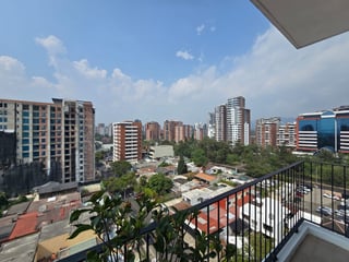 Apartamento en venta en zona 13 a una cuadra de Las Américas. - 4