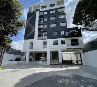 Venta apartamento en zona 14 La Villa