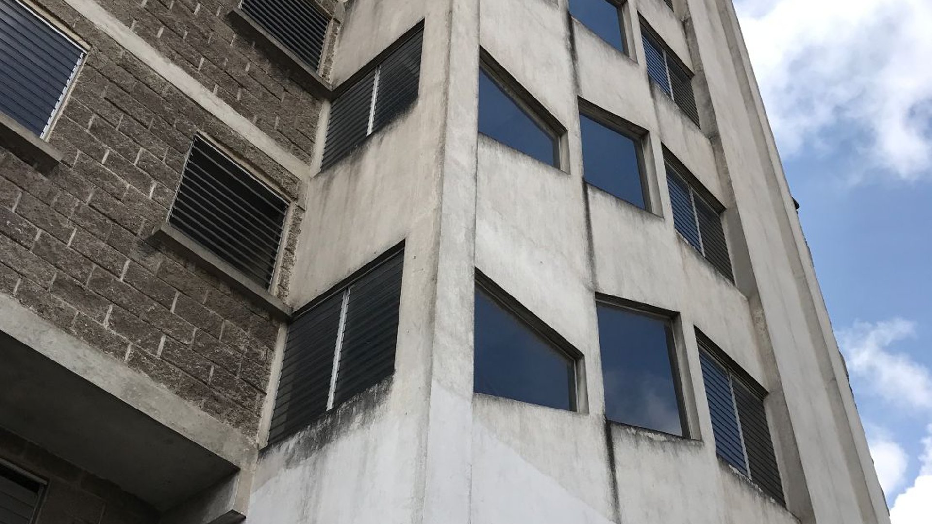 Oficina en venta, en Zone 1 - Miniatura 2