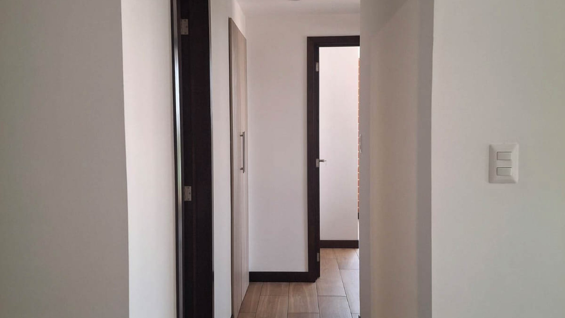 APARTAMENTO EN VENTA O RENTA EN ZONA 14 - Miniatura 4