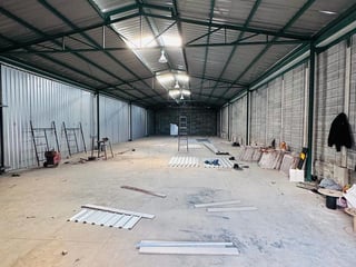 OFIBODEGA EN ALQUILER EN CAES  Complejo Comercial ARIKA | Km. 17.5 CAES - 2