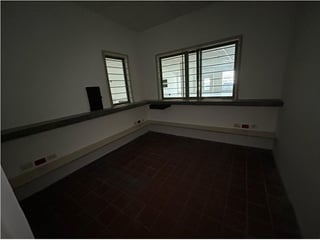 RENTA DE LOCAL + BODEGA | COLONIA LANDÍVAR – ZONA ESTRATÉGICA CERCA DE EL TRÉBOL - 3