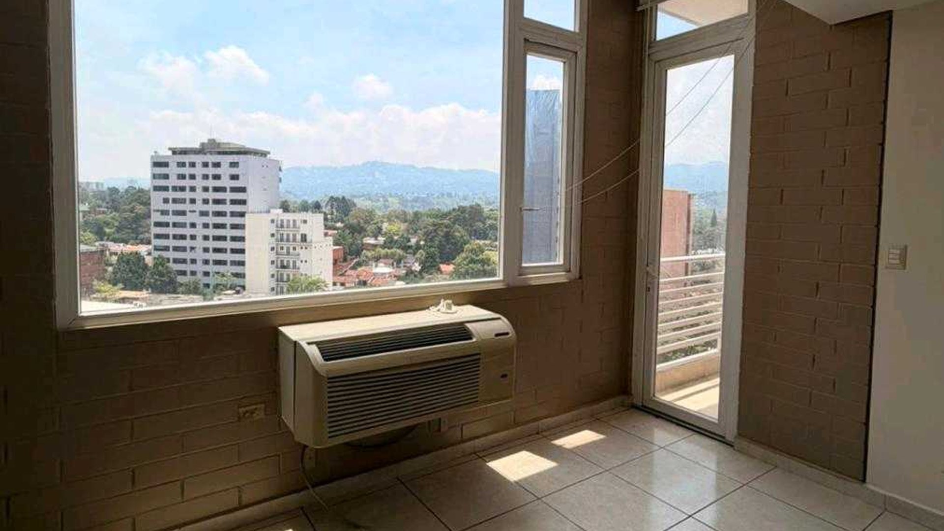 APARTAMENTO EN ALQUILER ???? Edificio Adriatika, Zona 14 - Miniatura 7