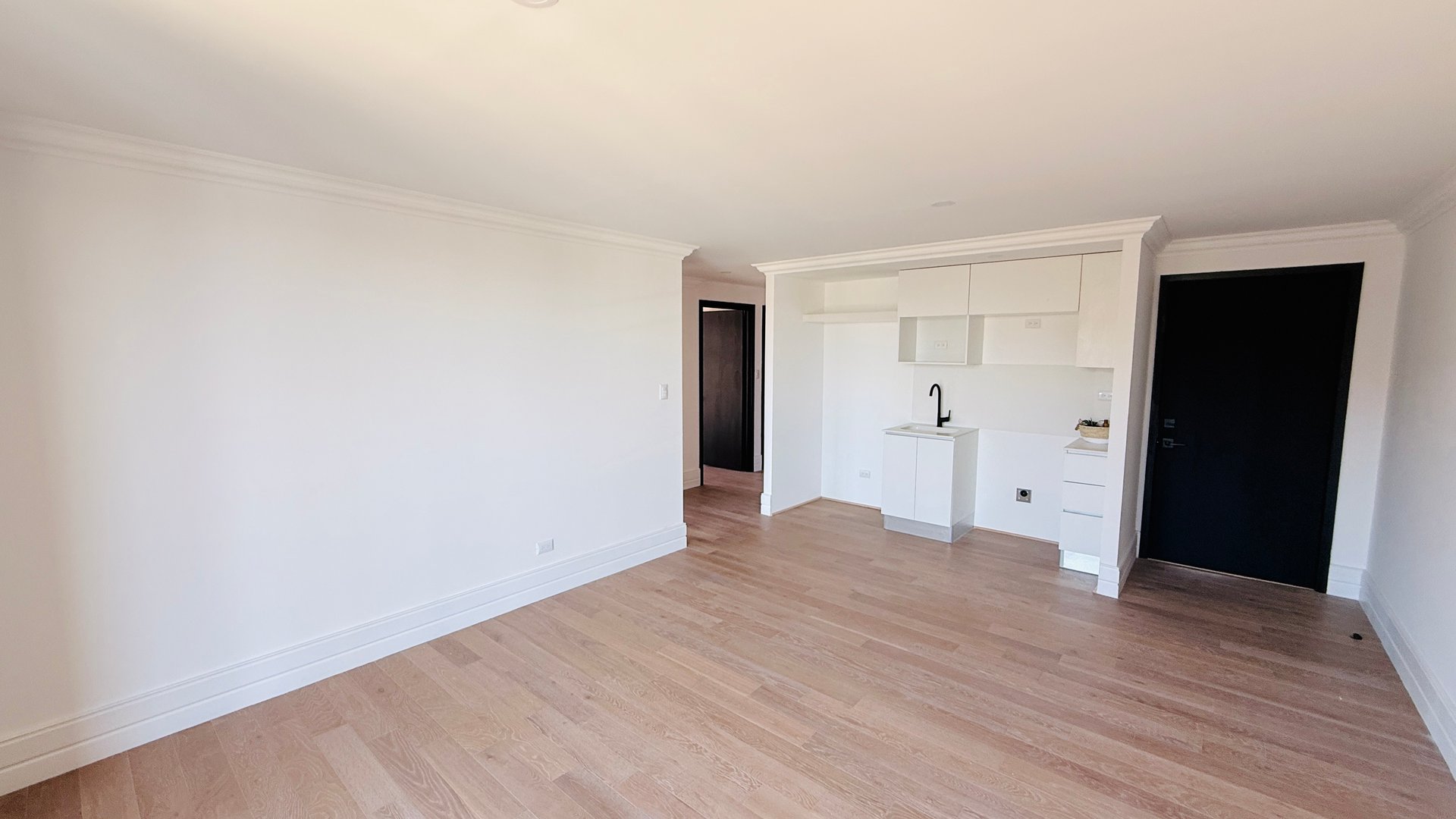 APARTAMENTO P/ ESTRENAR, EDIFICIO CÉNTRICO 81.68 MTS2, 3 DORMITORIOS, ZONA 5