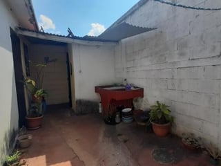 Derecho de Llave en Venta, Salón de Belleza Acreditado - Image 9