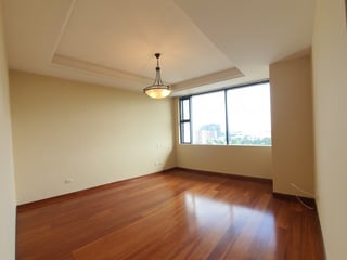 Apartamento en Alquiler en la zona 10 Guatemala - 3