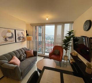 Apartamento amueblado con balcon en Venta en zona 11 Ref-5111