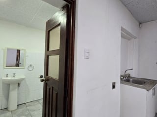 Casa en Venta Zona 11 Carabanchel Ideal para Inversión - 4