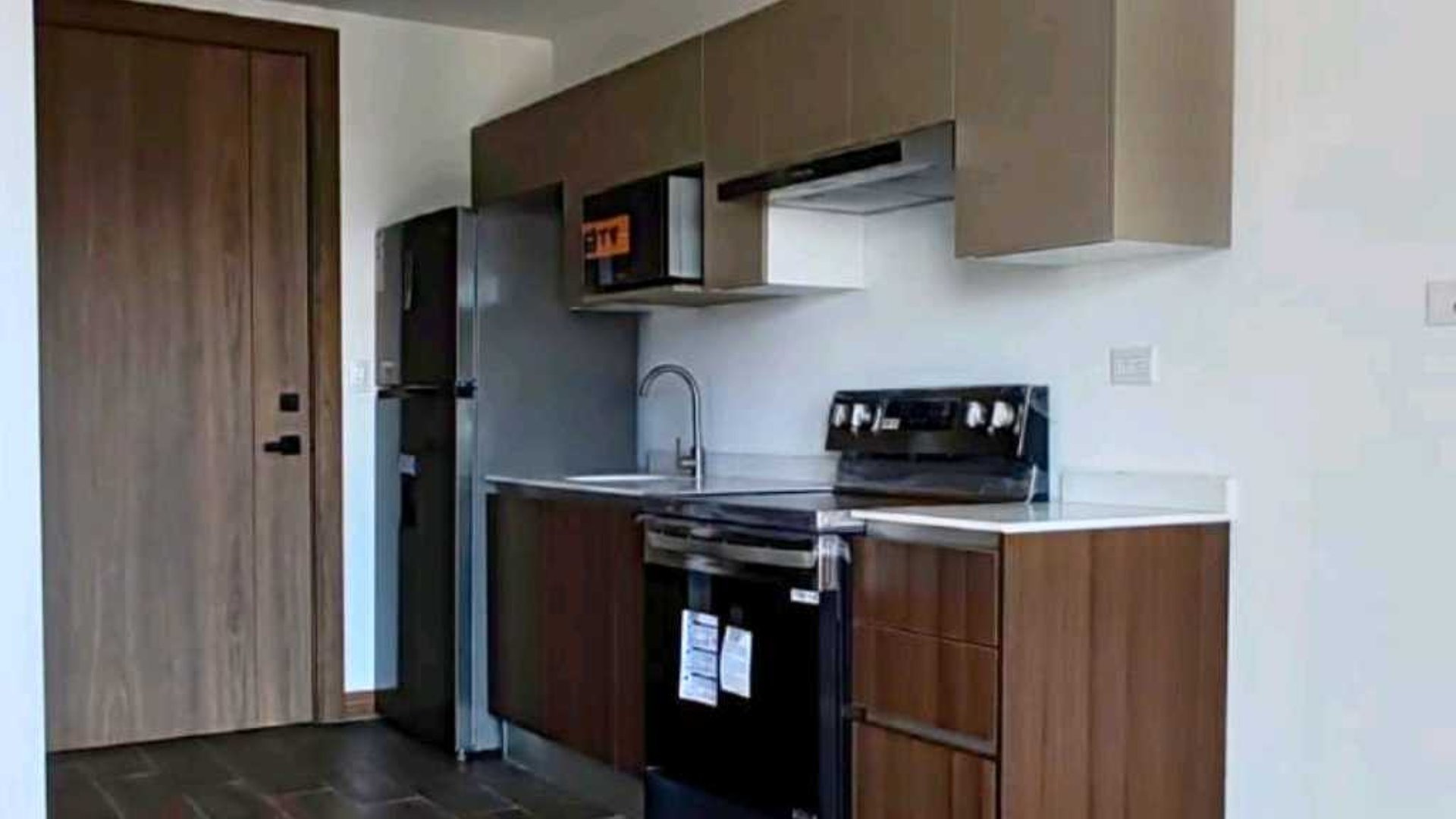 APARTAMENTO EN RENTA – VILA QUINCE, ZONA 15 - Miniatura 2