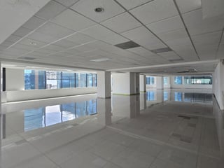 En renta oficina comercial en zona 14 Guatemala - 5