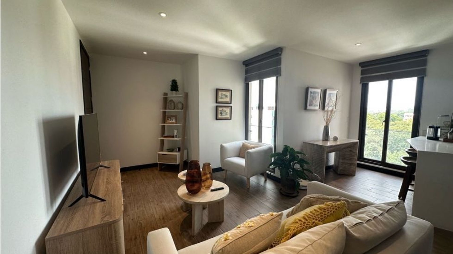 Apartamento en Renta – Zona 10