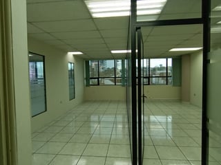 Oficina en renta en zona 9 Edificio Heralso - 3