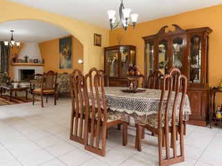 HERMOSA CASA DE LUJO EN VENTA EN SAN BARTOLOMÉ MILPAS ALTAS - Image 30
