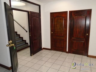 EDIFICIO PARA OFICINAS O USO COMERCIA EN VENTA ZONA 5 - Image 12