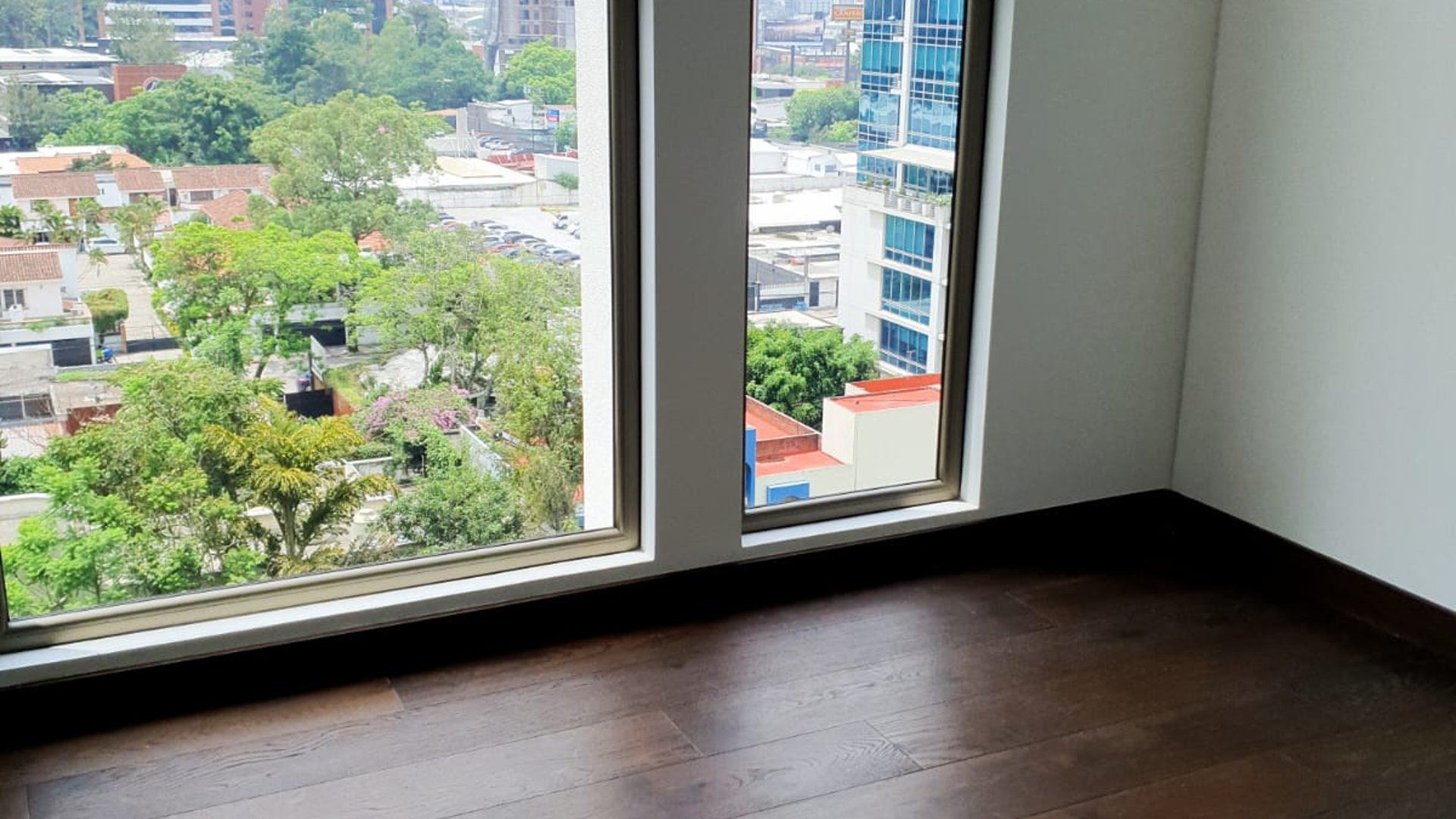 Apartamento en Venta, Zona 10 (V10077) - Miniatura 7